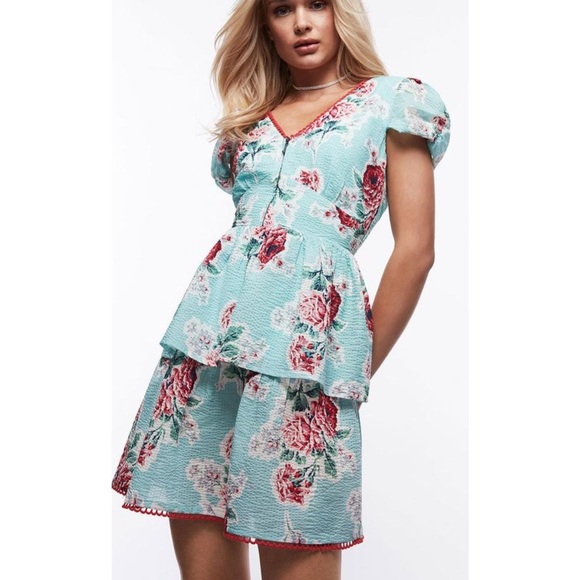 Betsey Johnson Dresses & Skirts - Betsey Johnson Teal Blue Floral Babydoll Tiered seersucker Tea Dress